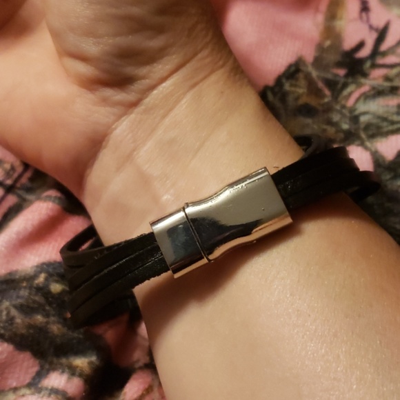 Bracelet - Picture 2 of 4